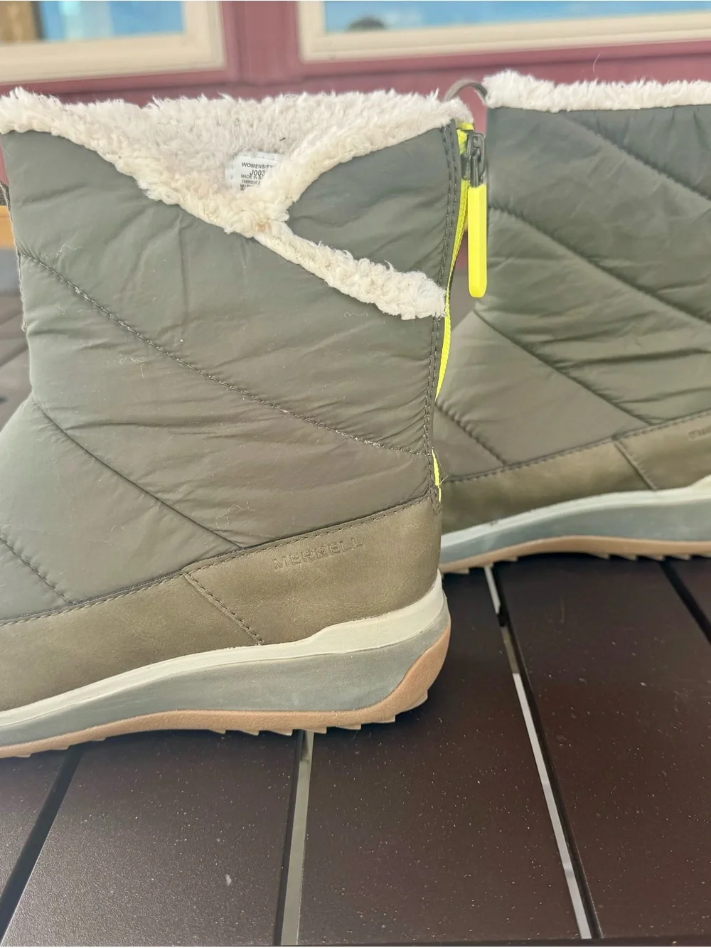 Merrell Men’s Gray Winter Puffer Boots with Zipper